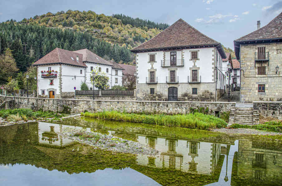 Comunidad Foral de Navarra 132 - Ochagavia.jpg